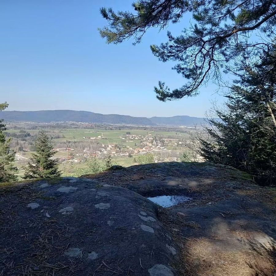 Vue sur le village de Nompatélize depuis les hauteurs, secteur Saint-Dié-des-Vosges et villages alentours